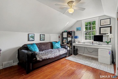 Fully remodeled with top-of-the-line finishes throughout, this - photo 14