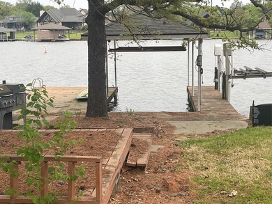 Don't miss this rare opportunity to build your lakefront dream - photo 4