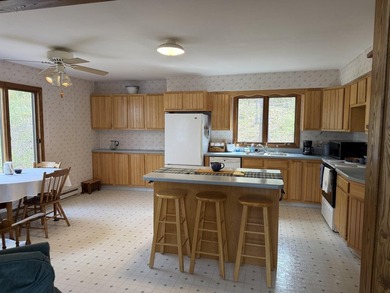 YEAR AROUND LAKE HOME. Check out this stunning 2+ bedroom 1.75 - photo 14