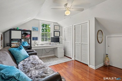 Fully remodeled with top-of-the-line finishes throughout, this - photo 15