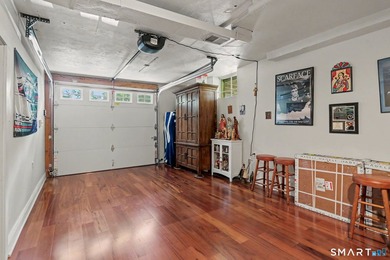 Fully remodeled with top-of-the-line finishes throughout, this - photo 19