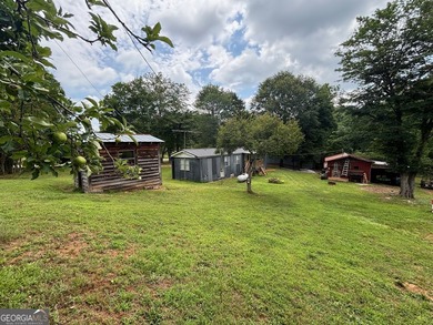 Looking for a private 2-bedroom home on acreage with no HOA? - photo 31