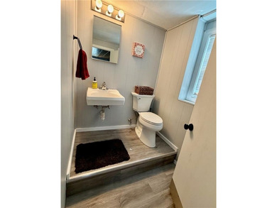 THIS HOME IS PERFECT!- METICULOUSLY MAINTAINED - BEAUTIFUL - photo 32