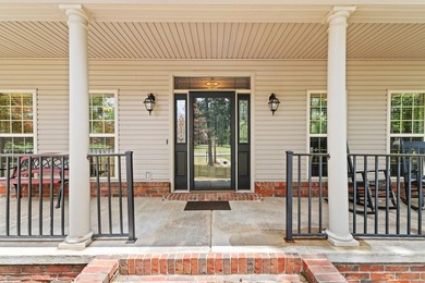 This well-kept home is on over an acre of land! It boasts a - photo 2
