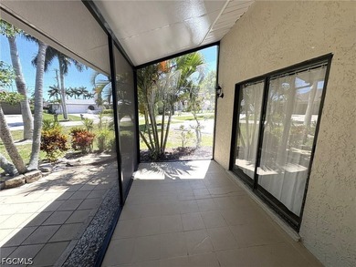 Gorgeous, completely remodeled condo now available! Two bedrooms - photo 3