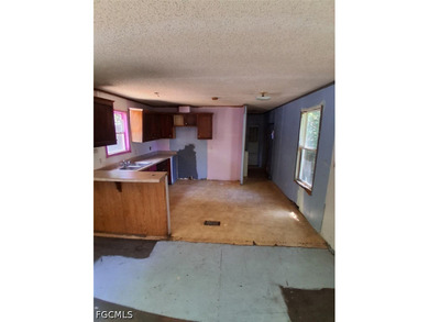 Welcome to 5432 Dover Ave in Pensacola - a rare opportunity to - photo 12