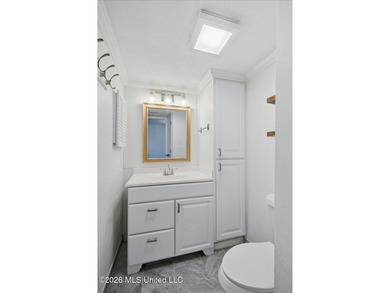 Affordable living right on the Reservoir! Make this your home - photo 12