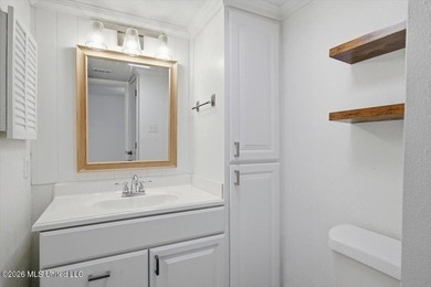 Affordable living right on the Reservoir! Make this your home - photo 13