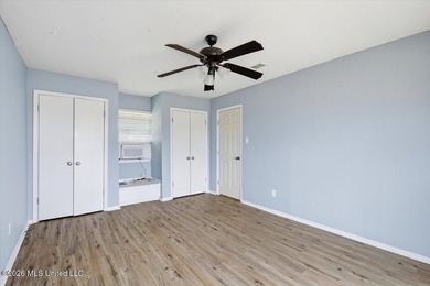 Affordable living right on the Reservoir! Make this your home - photo 18