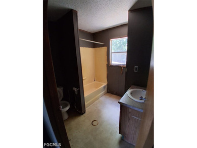 Welcome to 5432 Dover Ave in Pensacola - a rare opportunity to - photo 20