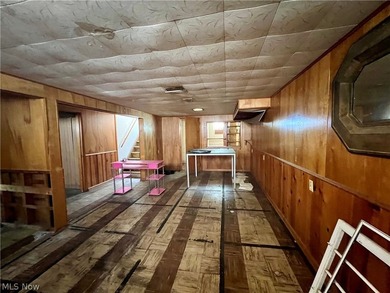 This Home is a fixer upper - photo 24