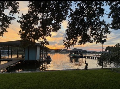 Motivated Seller. This is a RARE find. WATERFRONT PROPERTY on - photo 8