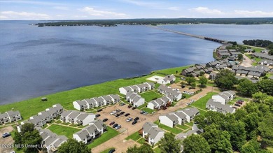 Affordable living right on the Reservoir! Make this your home - photo 31