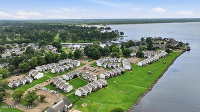 Affordable living right on the Reservoir! Make this your home - photo 32