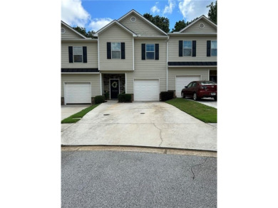 Lake Townhome/Townhouse For Sale in Oakwood, Georgia