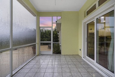 Island living awaits in this beautifully maintained 3-bedroom - photo 11