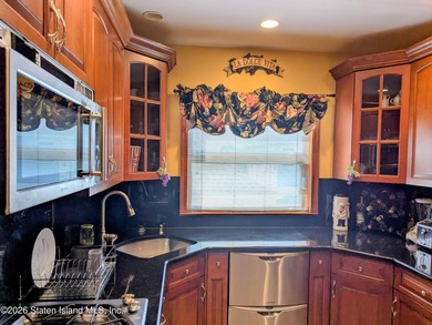 WELCOME TO 224 ST. JOHN'S AVENUE, A BEAUTIFULLY RENOVATED - photo 12