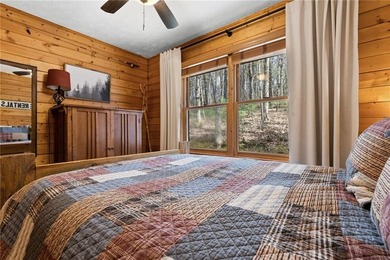 This charming cabin is the perfect opportunity for a primary - photo 18