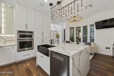 Welcome to WATERFRONT luxury living in The Landings at - photo 23