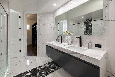 Welcome to WATERFRONT luxury living in The Landings at - photo 32