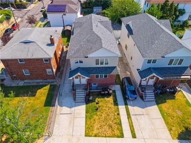 Welcome to this newly built (2023) fully detached 2-family home - photo 33