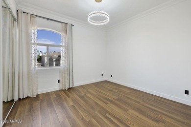 Welcome to WATERFRONT luxury living in The Landings at - photo 50