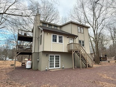 Lake Home For Sale in Albrightsville, Pennsylvania