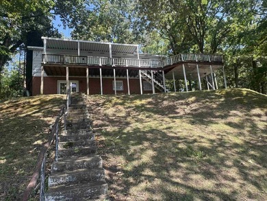 Have a look at this magnificent property with recent interior - photo 8