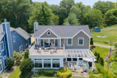 Immaculate, 5 BD 3.5 BA 3,022-sq-ft like-new contemporary in - photo 3
