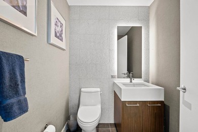A rare penthouse resale at 75 Park Lane South. Residence PH 3701 - photo 18
