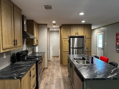 Lake Marion Home For Sale in Manning South Carolina