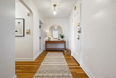 Are you searching to buy a 1-bed in Forest Hills doorman