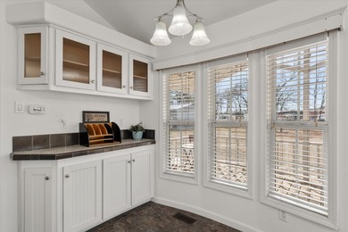 Well-maintained 2-bedroom, 1.5-bath tiny home situated on 1.39 - photo 6
