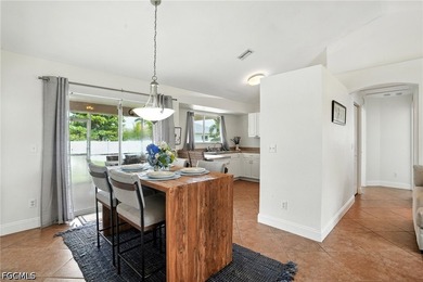 Welcome to your sunny Florida retreat in highly desirable - photo 9