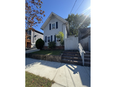 (private lake, pond, coastal) Home For Sale in New Haven Connecticut