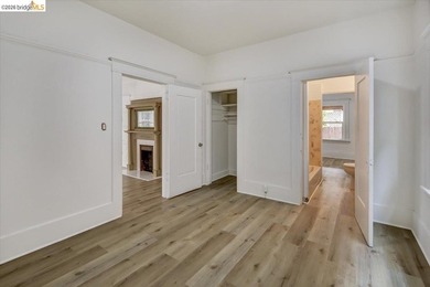 This occupied duplex is in a great location near Lake Merritt is - photo 13