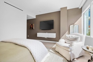 Discover the pinnacle of sophisticated urban living at 41 West - photo 14
