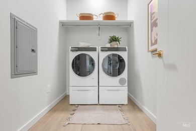 Open House Saturday, March 14: 12-3pm! Secure your elevated