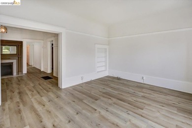 This occupied duplex is in a great location near Lake Merritt is - photo 20