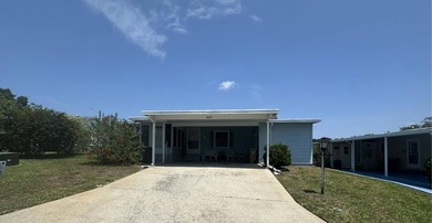 Lake Harris Home For Sale in Leesburg Florida