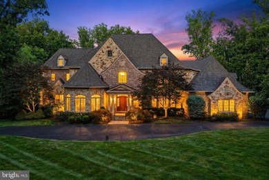 Set on 1.53 beautifully landscaped and exceptionally private - photo 2