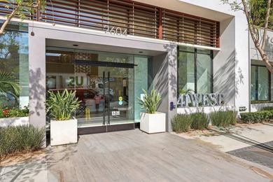 Discover the pinnacle of sophisticated urban living at 41 West - photo 35