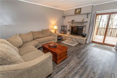 Welcome to 3B1 Mountain Villas! This charming 1-bedroom, 1-bath - photo 6