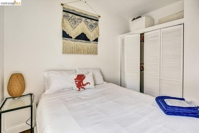 This occupied duplex is in a great location near Lake Merritt is - photo 41