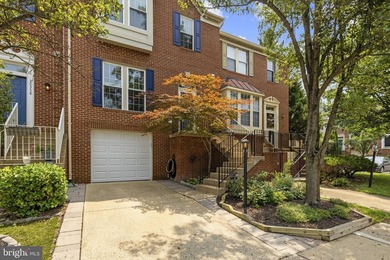 Opportunity Awaits in the Sought-After Cascades Community! - photo 4