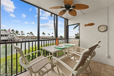 Wake each morning to panoramic yacht harbor views and the gentle - photo 2