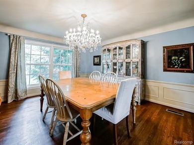 A MUST-SEE PROPERTY! Whether you're looking to call this - photo 13