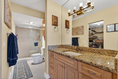 WATERFRONT UPSCALE CUSTOM RENOVATION 2BR/2 B CONDO BE PROUD OF - photo 23