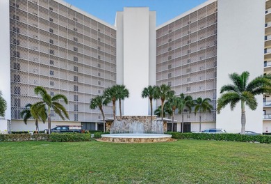 WATERFRONT UPSCALE CUSTOM RENOVATION 2BR/2 B CONDO BE PROUD OF - photo 24
