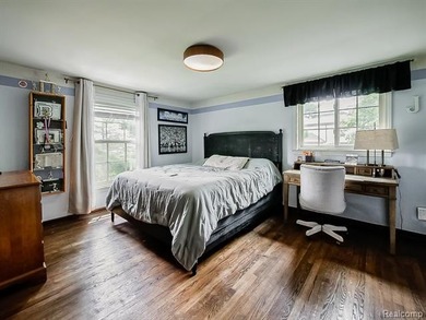A MUST-SEE PROPERTY! Whether you're looking to call this - photo 25